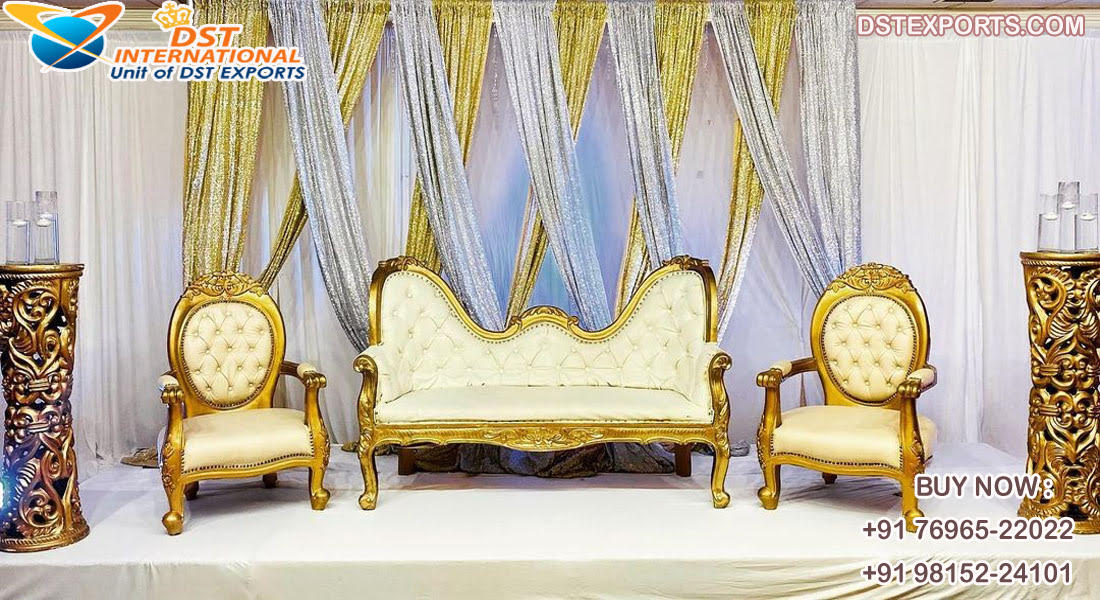 Prettiest Wedding Party Decor Loveseat and Chairs 