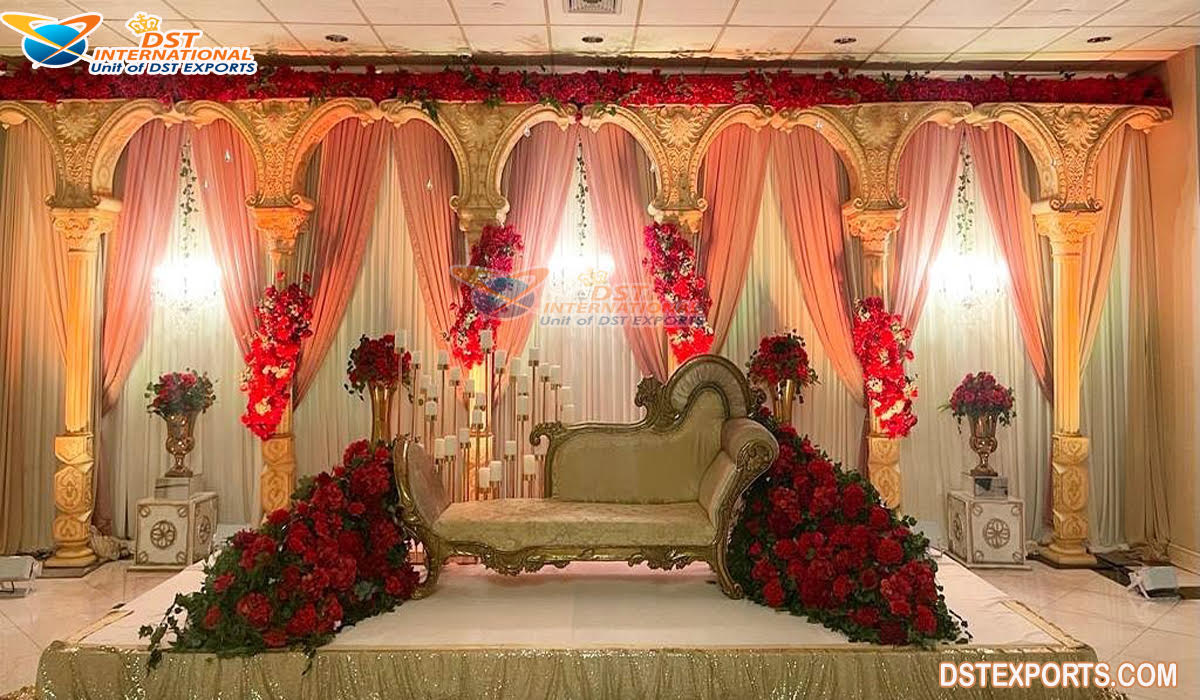 Indian Wedding Stage Italian Loveseat For Couple