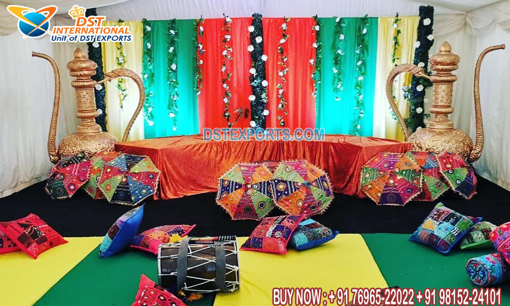 Muslim Mehndi Stage FRP Surahi Props