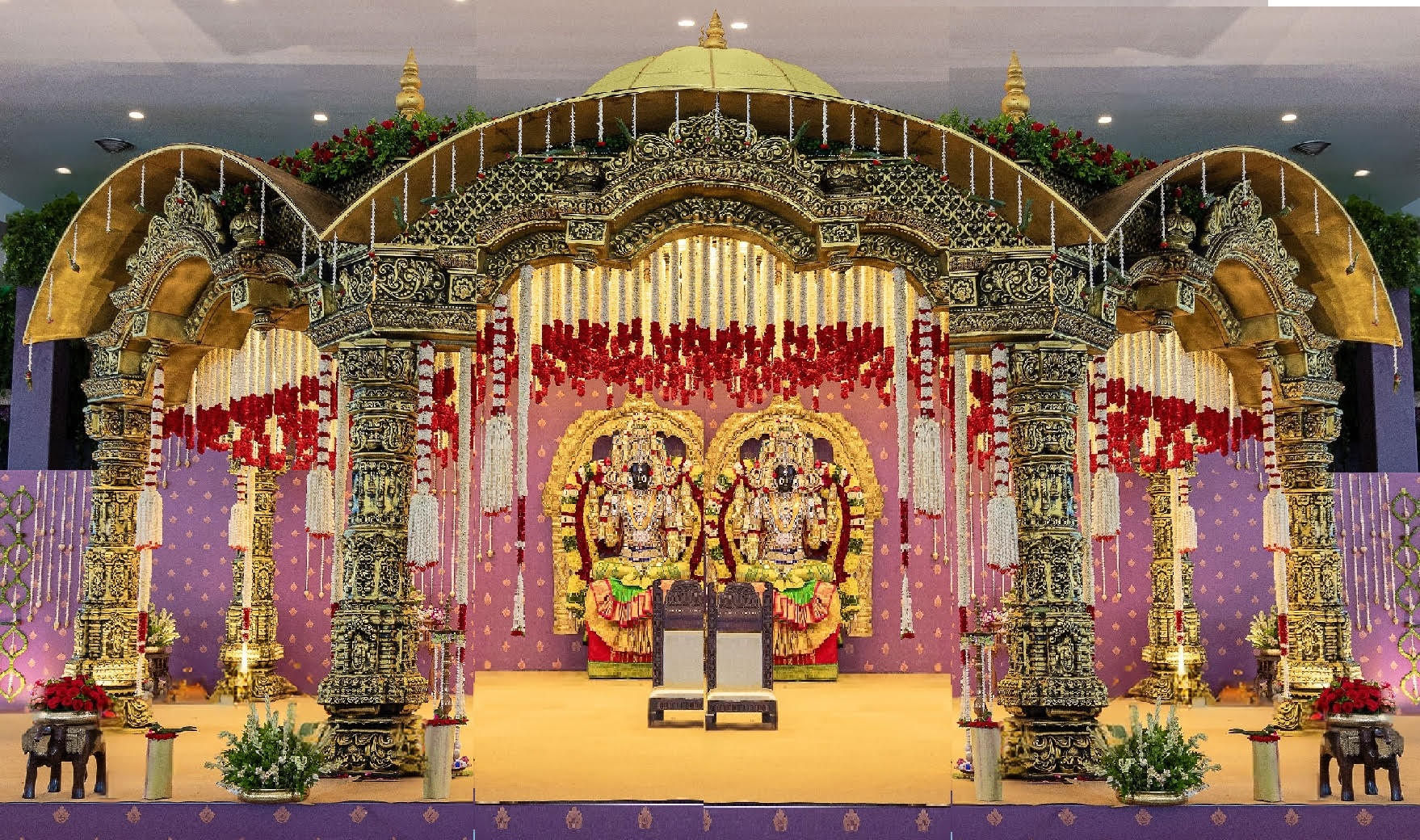 DST EXPORTS is manufacturing & Exporting products like Wedding Mandaps, Wedding Stages, Wedding Furniture, Wedding Dolis, Wedding Stage Backdrop Frames and Panels, Wedding Horse Drawn Carriages