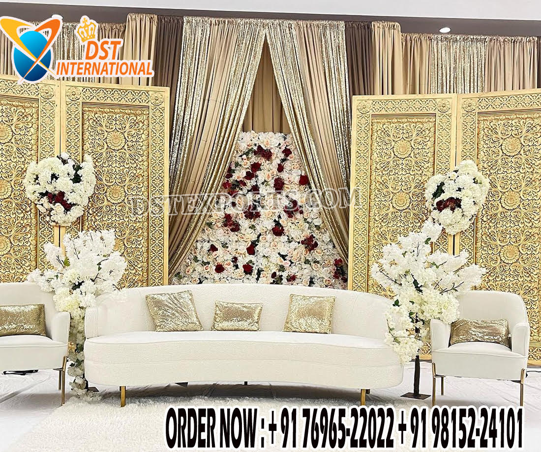 Gorgeous Golden Backdrop Frames For Wedding Stage